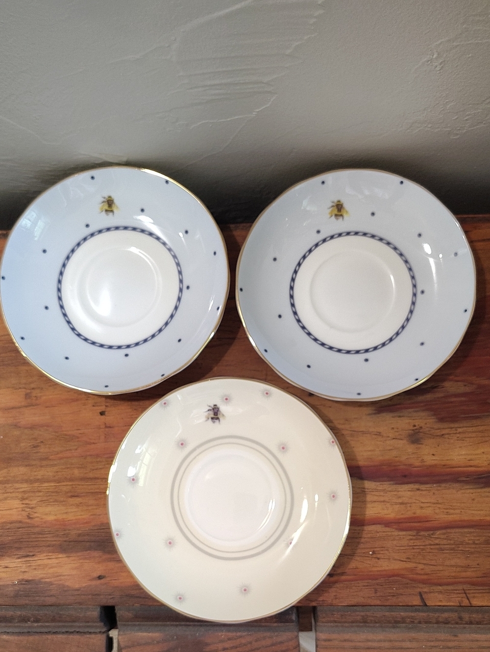 Yvonne Ellen London Bee Motif Saucer Plates Set Of 3 Blue And Yellow Bone China